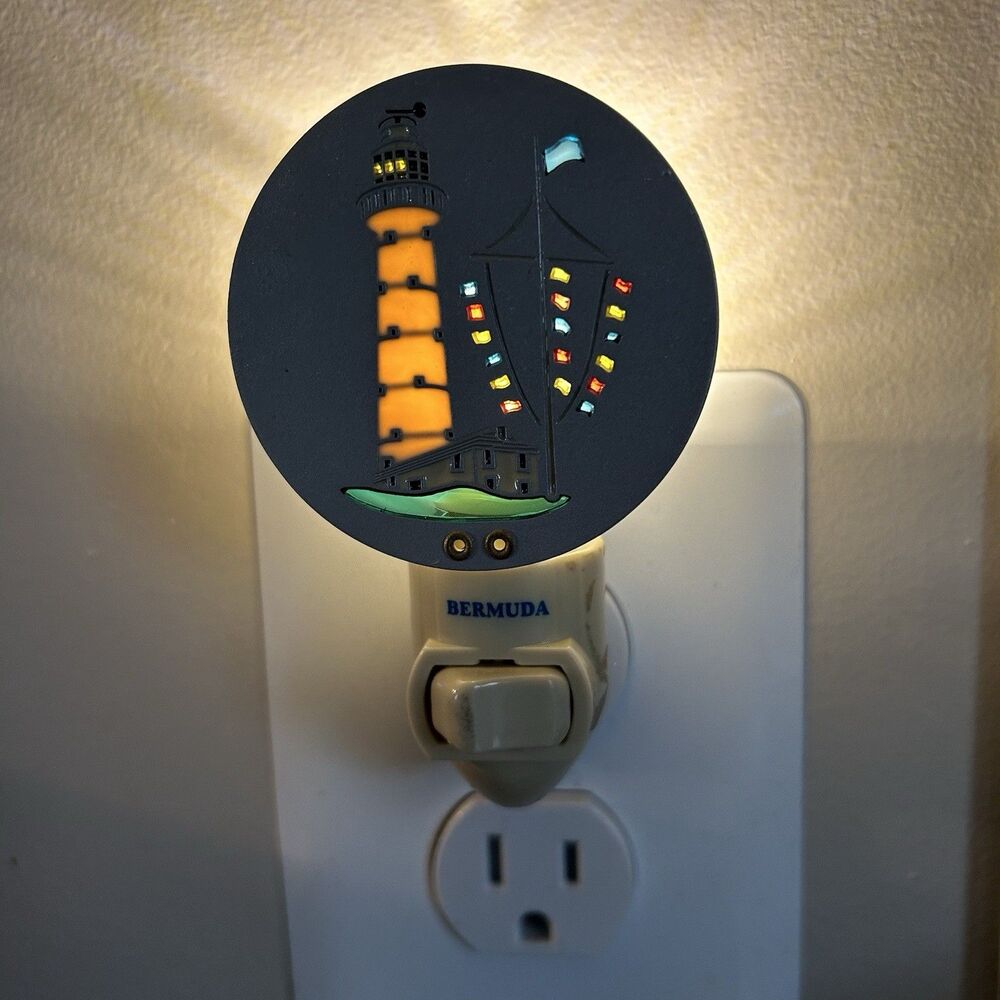 Vintage? Plug In Wall Night Light Lighthouse 4” Ship Mast Flags Bermuda Island